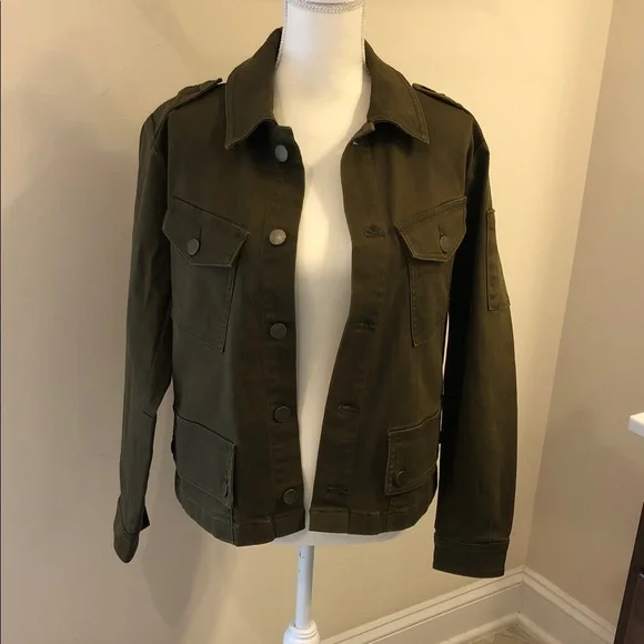 CAbi NWOT Evans Olive Green Button-Up Jacket - Picture 6 of 9